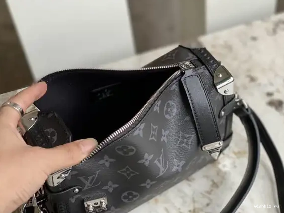 WIS TRUNK VUITTON MM SIDE LOUIS 0614